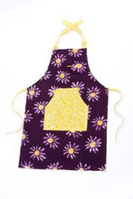 Load image into Gallery viewer, Ghanaian Sunshine & Daisies Batik Print Apron with Front Pocket